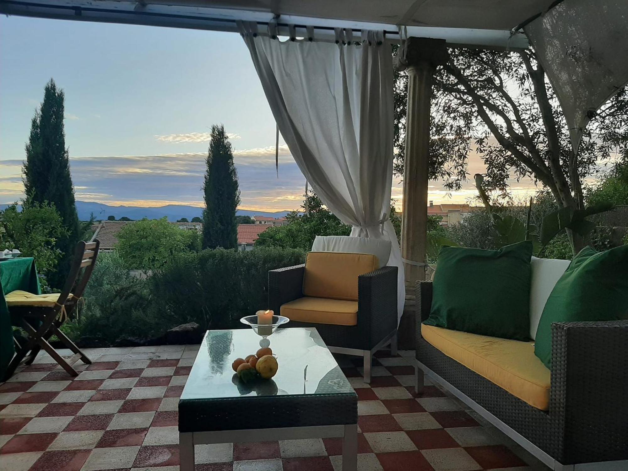 B&B Il Giardino Del Barone Pozzomaggiore Екстериор снимка
