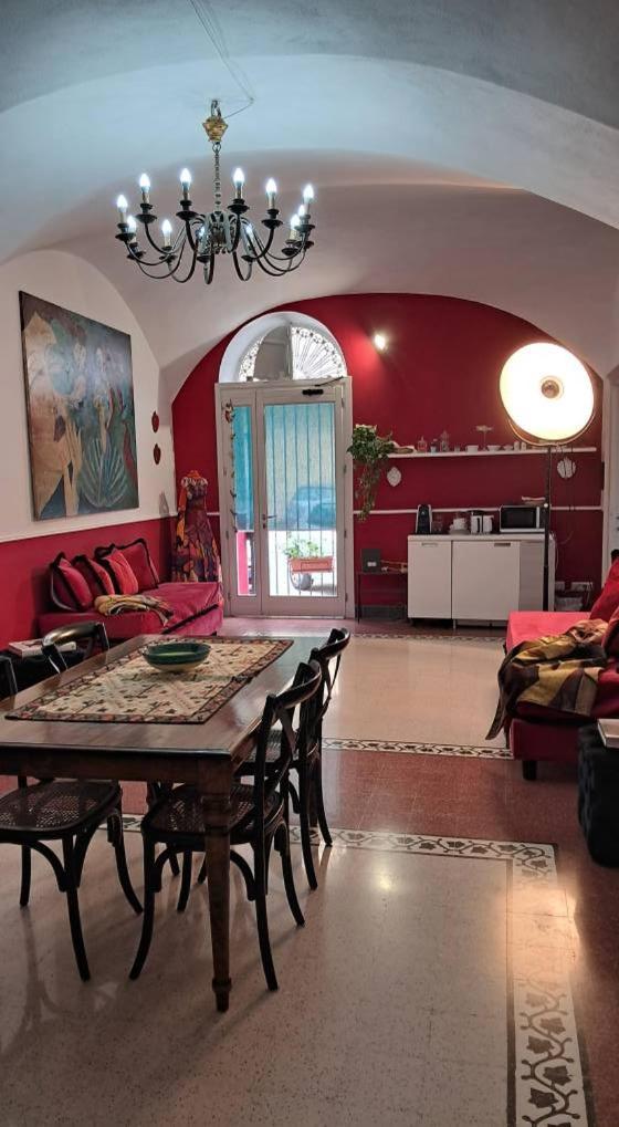 B&B Il Giardino Del Barone Pozzomaggiore Екстериор снимка