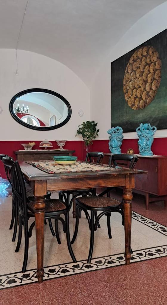 B&B Il Giardino Del Barone Pozzomaggiore Екстериор снимка